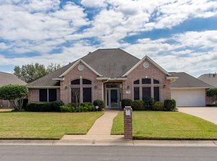 704 Driver Ct, College Station, TX 77845