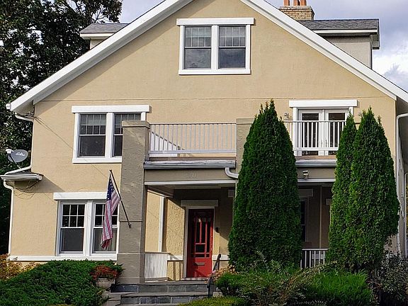 2nd image of 4311 Bradley Ln