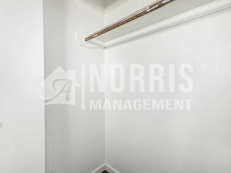 803 N Park Ave — Photo 23