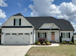 91 Grazing Meadows Dr, Angier, NC 27501