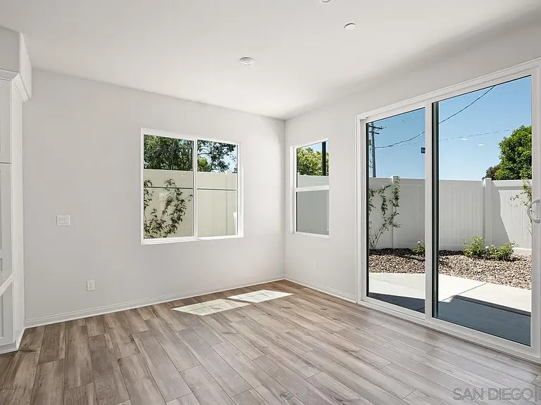 1527 Wingwood Ln — Photo 10