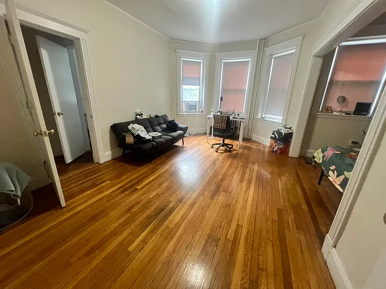 235 Park Dr #34 — Photo 2