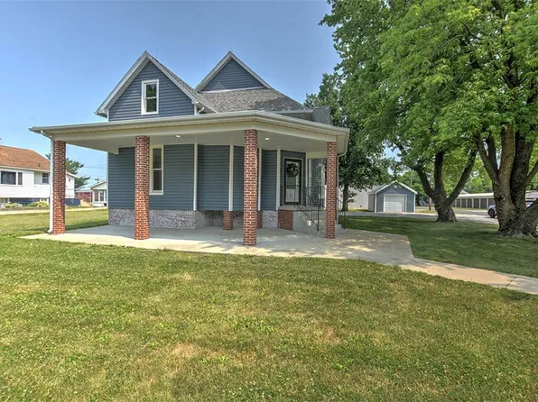 501 W North St, Stonington, IL 62567