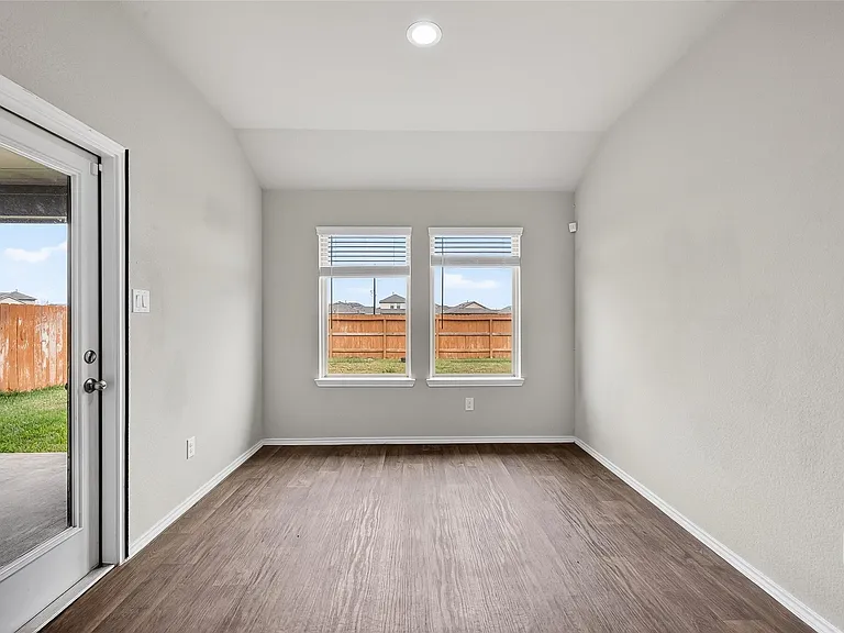 20926 Belmont Village Way — Photo 30