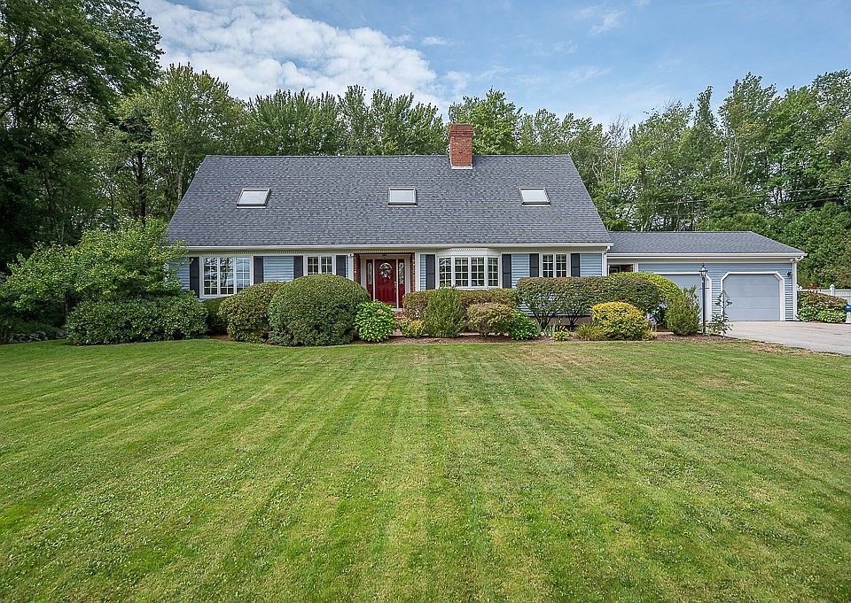 1st image of 400 Boston Rd