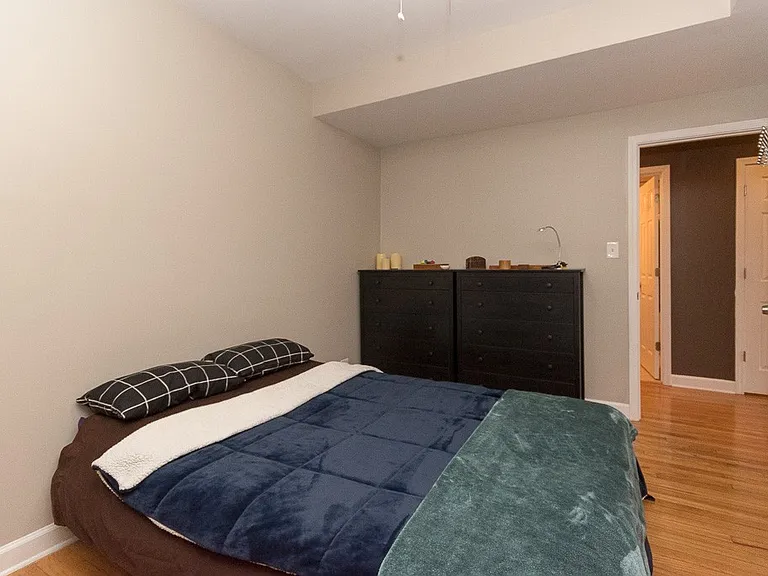 5210 N Sawyer Ave #2 — Photo 11