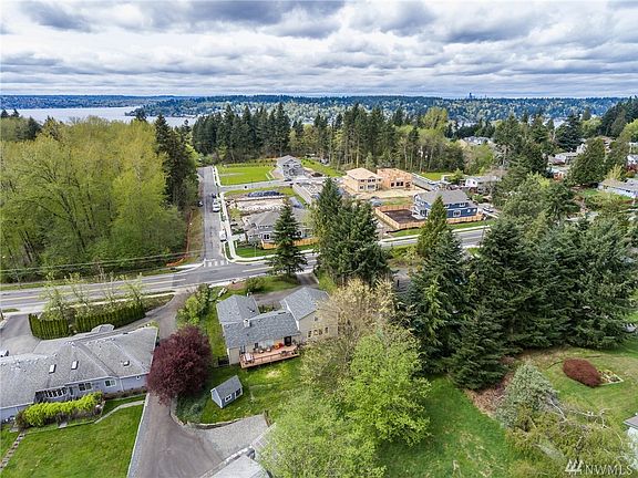 3rd image of 8201 118th Ave SE