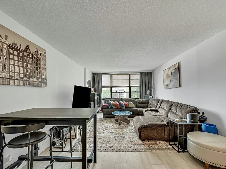 7002 John F Kennedy Blvd E #16H — Photo 7