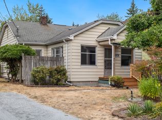 818 NE 96th St, Seattle, WA 98115