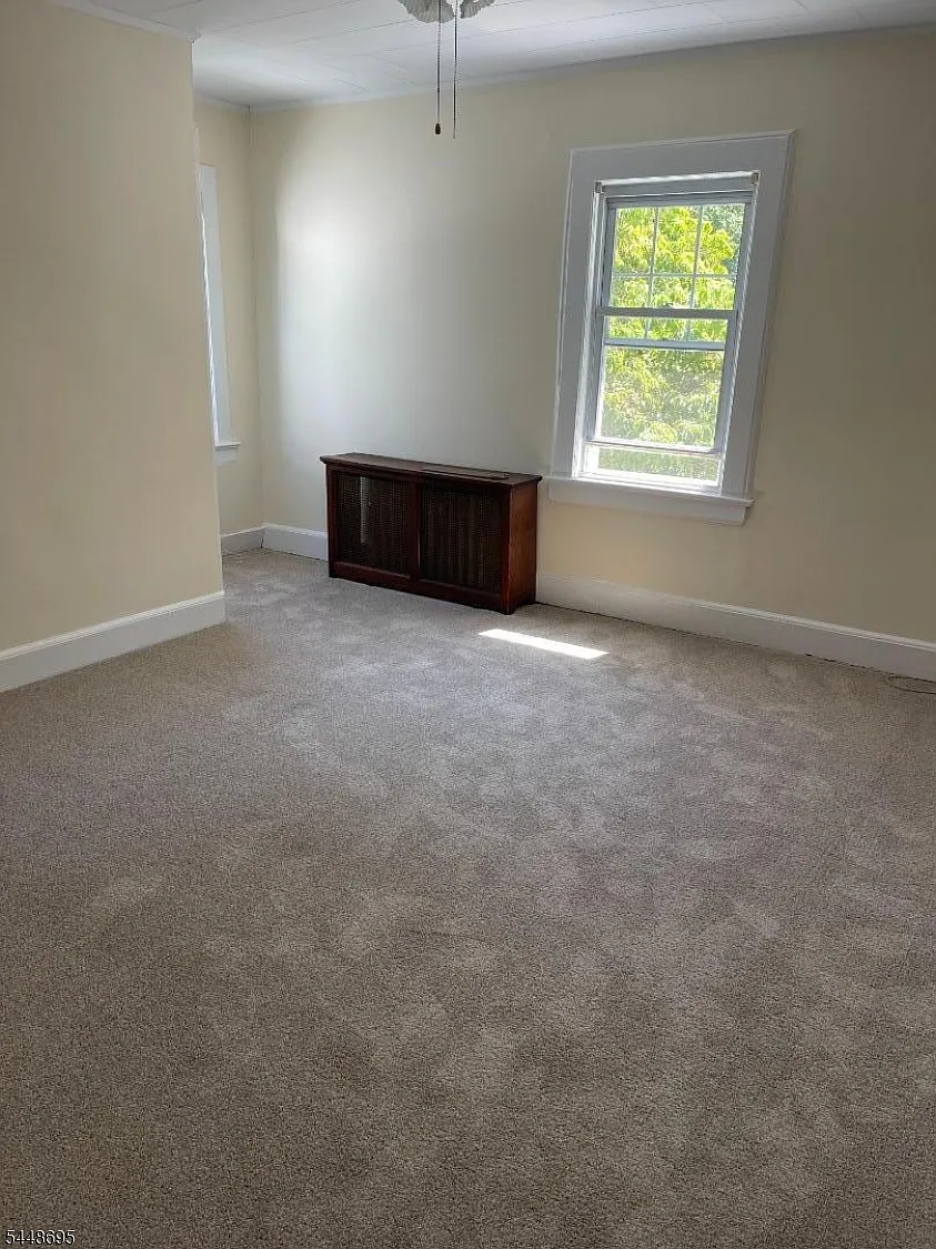 2 bed, 1.0 bath, $2,750 — Photo 3