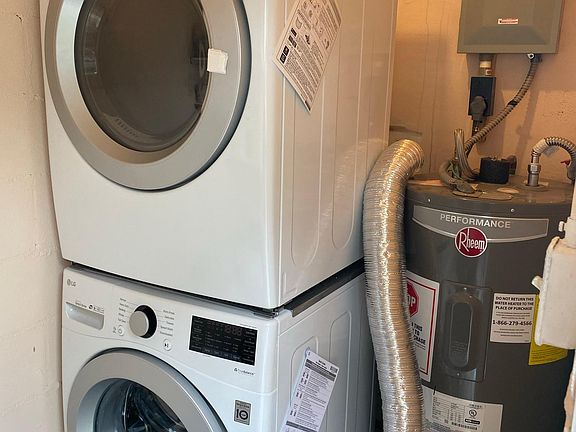 2nd image of 1324 Shore Dr S Unit 6