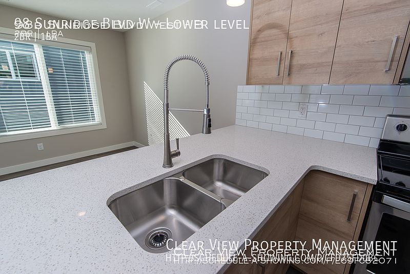 Lethbridge Apartment for rent - 2 Bedrooms — photo 3
