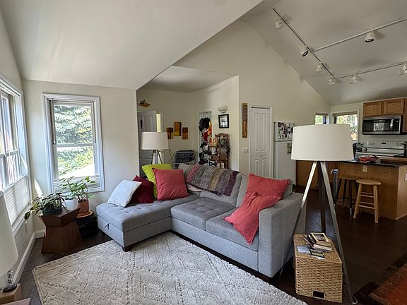 Current tenants kitchen setup (home comes unfurnished).