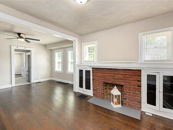 3rd image of 5133 Agnes Ave