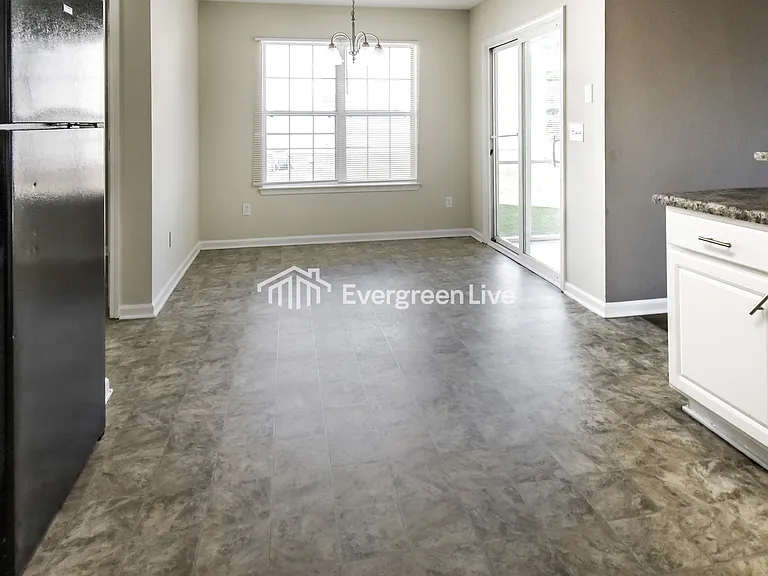 1000 Hamilton Place Cir — Photo 5