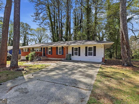 4th image of 1939 Shepherd Cir SW