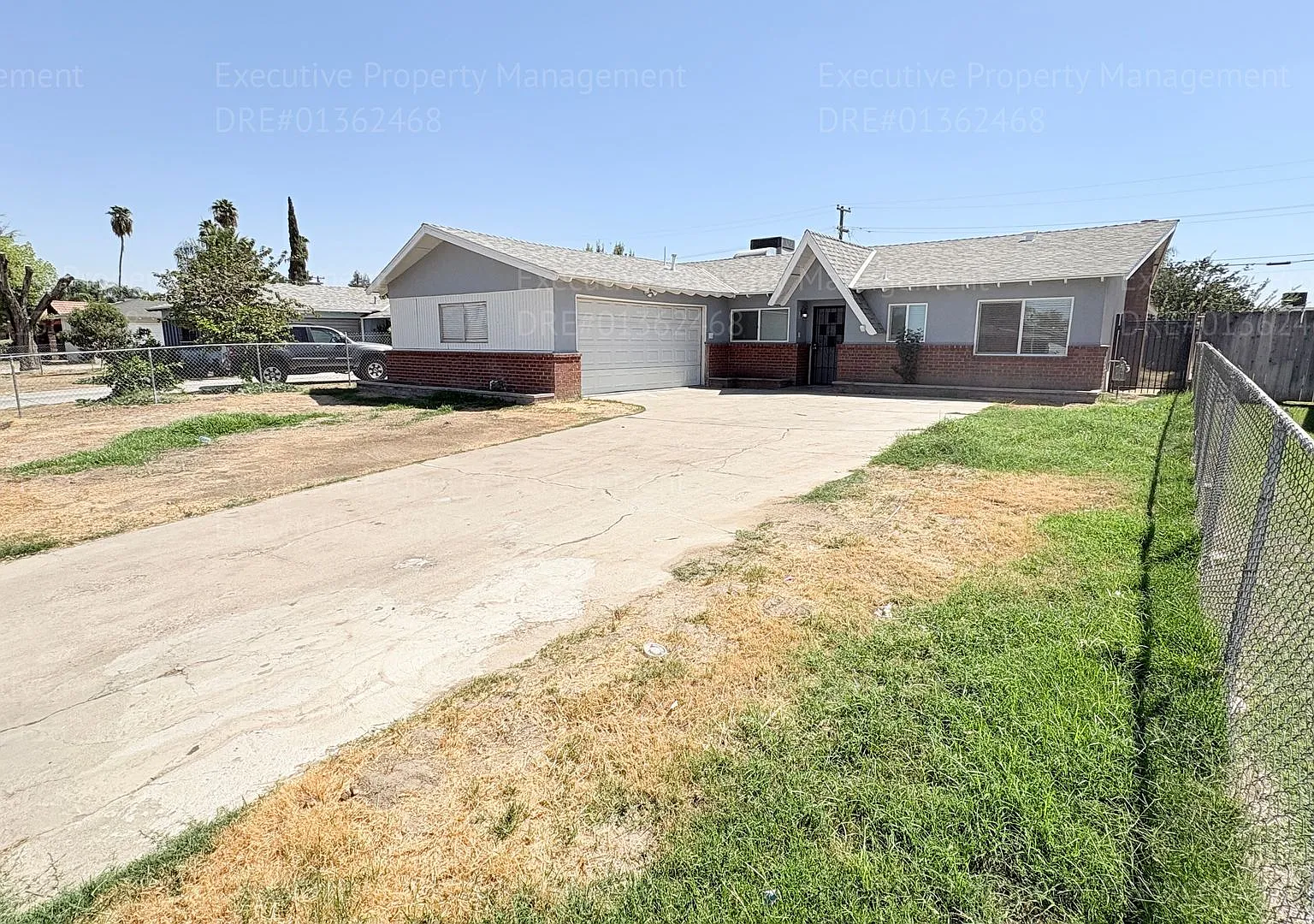 3 Bedroom 2 Bath house — Photo 2
