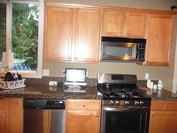 2nd image of 9409 NE 102nd St