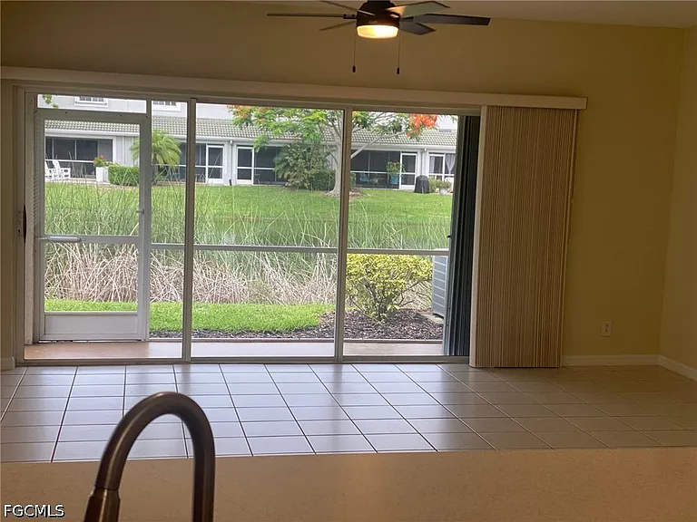 8240 Pacific Beach Dr — Photo 16