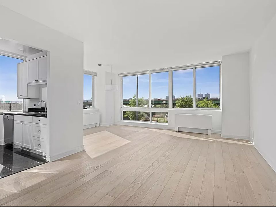 1st image of 120 Riverside Blvd APT 3S