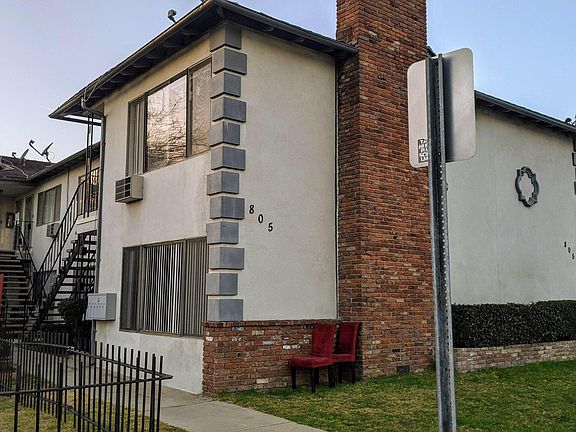 2nd image of 805 S Atlantic Blvd #6
