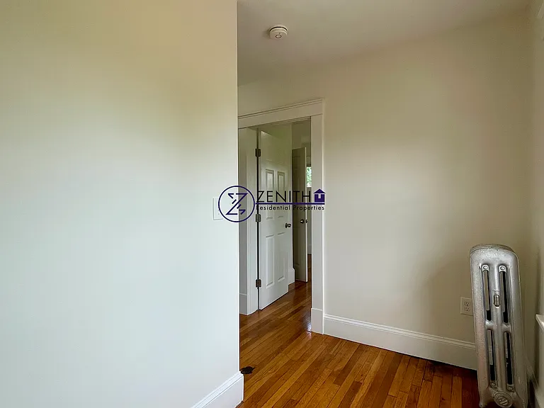17 Ogden St #2 — Photo 11
