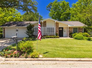 1314 Tanglewood Dr, Commerce, TX 75428