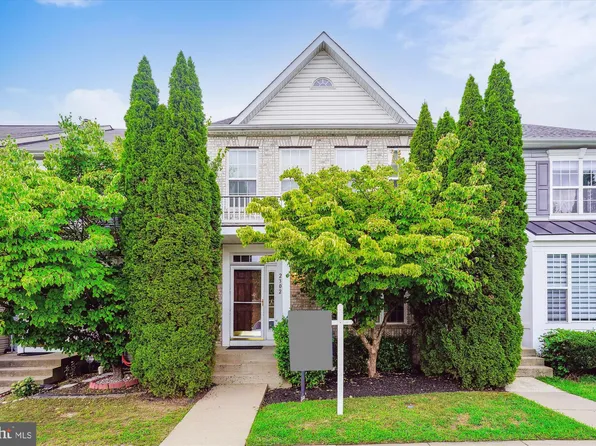 2302 Battery Hill Cir, Woodbridge, VA 22191