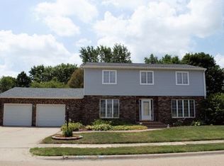 536 Taylor St, Morton, IL