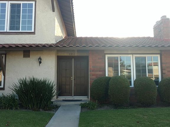 2nd image of 1211 S Sunburst Way APT A