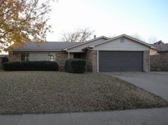 1st image of 1217 Dennis Dr