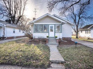 3100 Cornell St, Des Moines, IA 50313