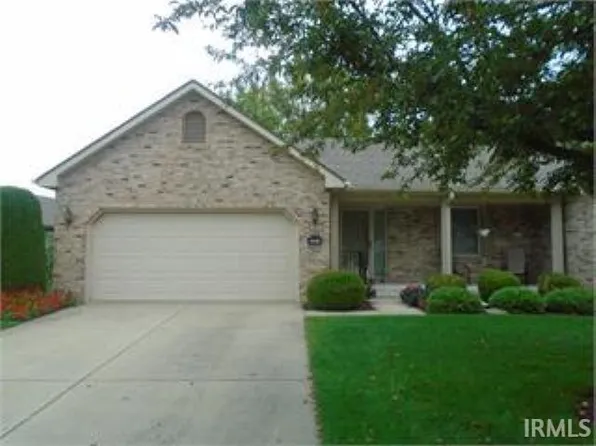 1419 Hampton Cir, Goshen, IN 46526