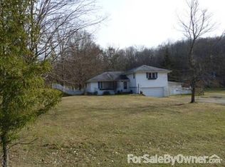 8327 Harris Hwy, Belleville, WV 26133