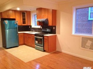 6120 170th St, Flushing, NY 11365