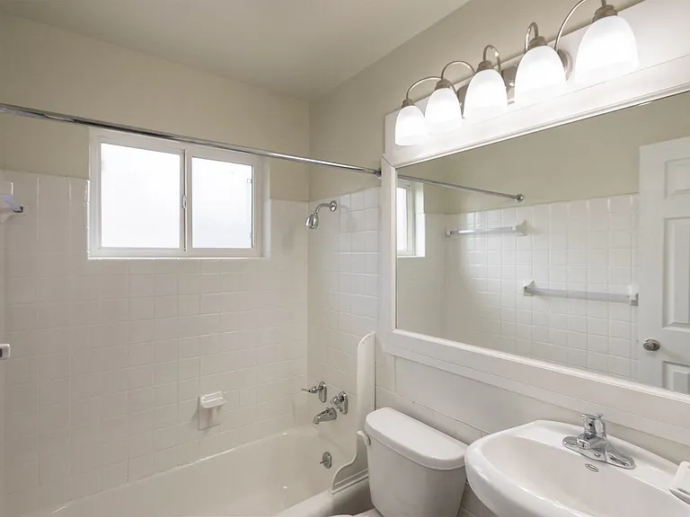 Colonial Ridge — Photo 46