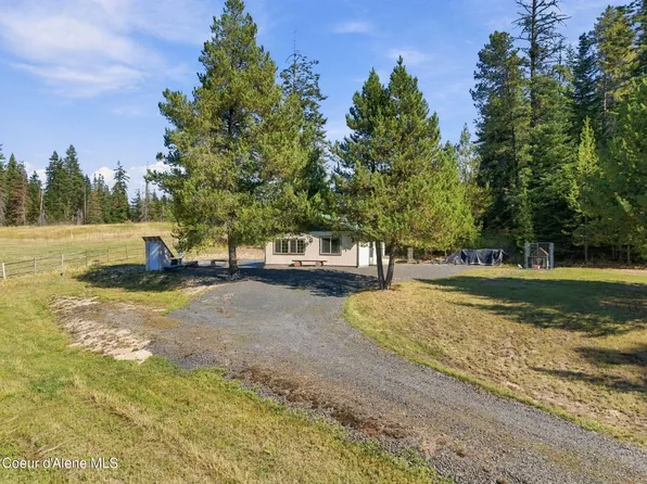 81 Mountain Pasture Dr, Saint Maries, ID 83861