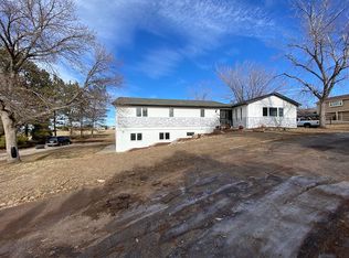 7157 Pineview Dr, Littleton, CO 80125