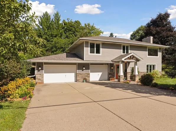 2610 Noble Ave N, Golden Valley, MN 55422