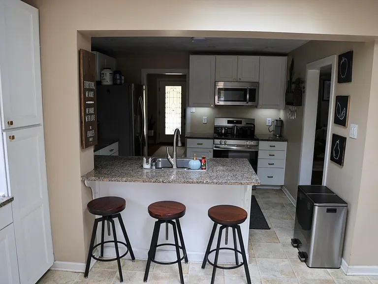 135 Stenton Ave — Photo 19