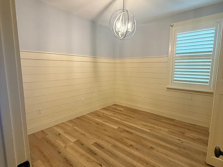 154 Delbert Ln — Photo 16
