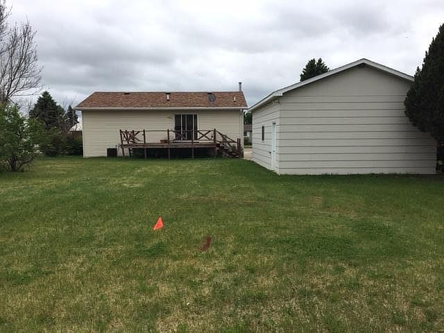2nd image of 622 W Laurel Ave