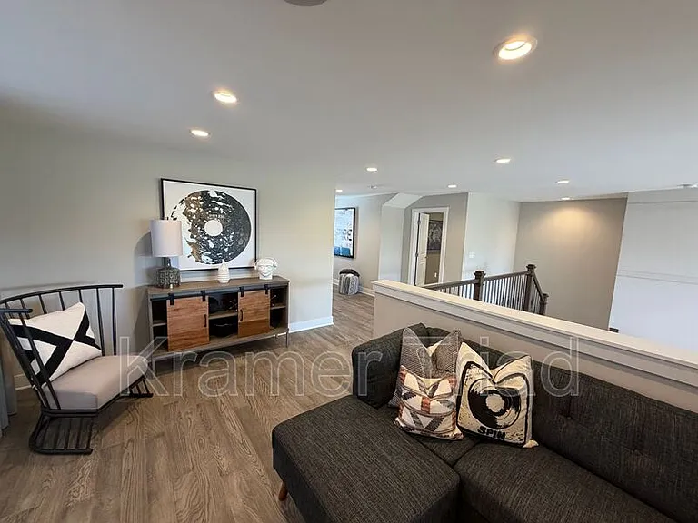7889 Arimoore Dr — Photo 21
