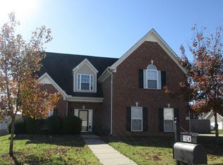 1024 Longhunter Chase Dr, Spring Hill, TN 37174