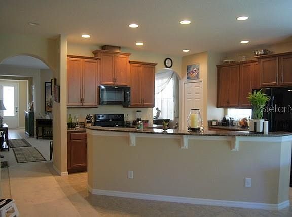 5th image of 8779 Abbey Leaf Ln