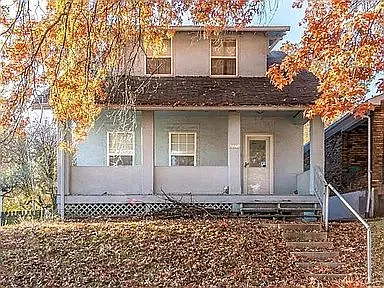2 bed, 1.0 bath, 1487 sqft, $1,350 — Photo 1