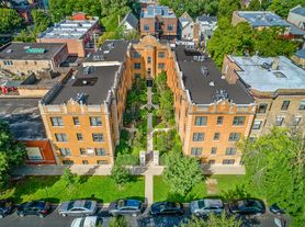 3808-16 N. Sheffield