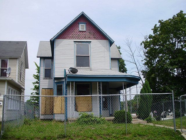 1st image of 2330 Spear St
