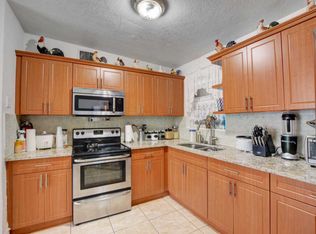 5630 Honeysuckle Dr, West Palm Beach, FL 33415