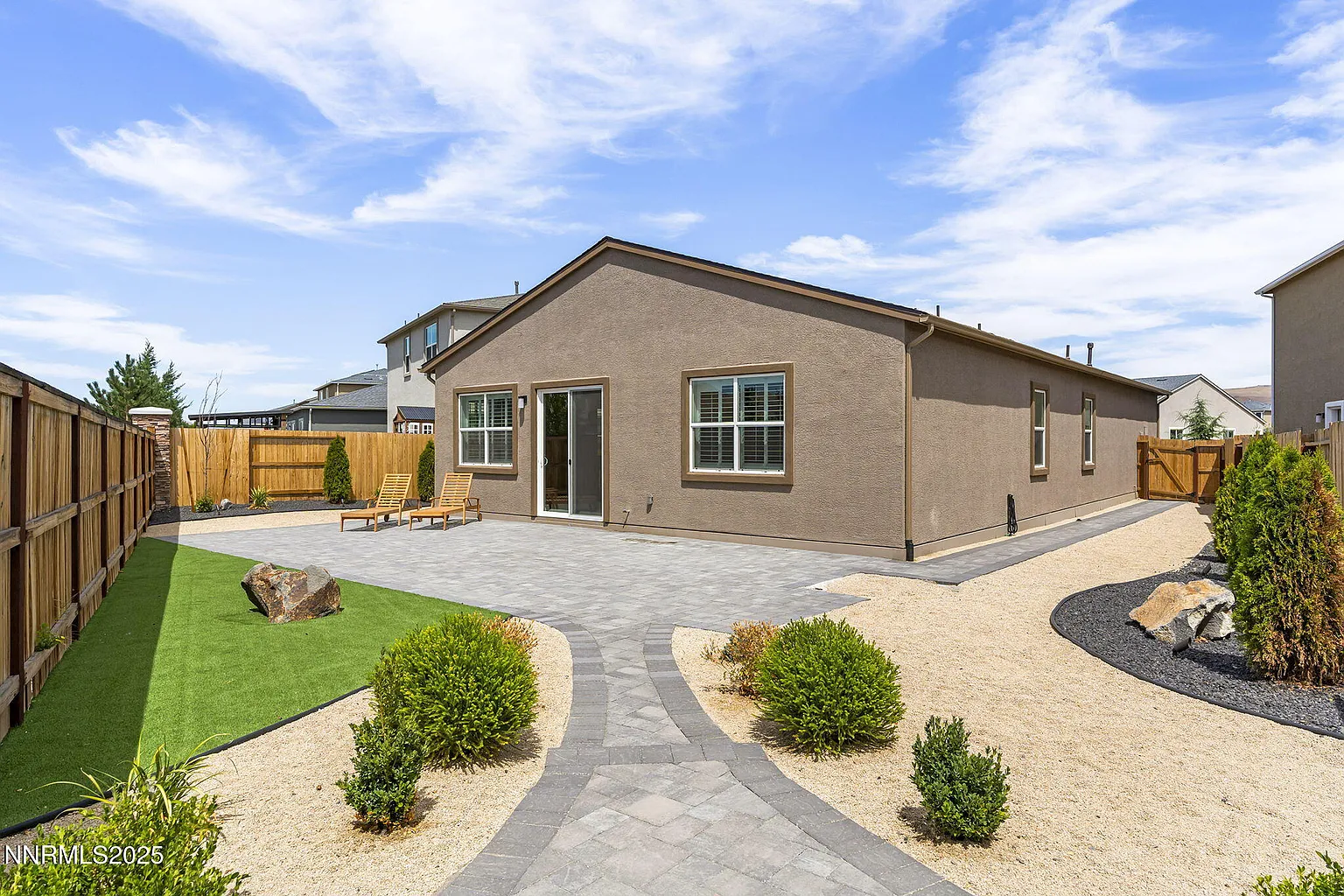 7657 Navasota Dr photo 1